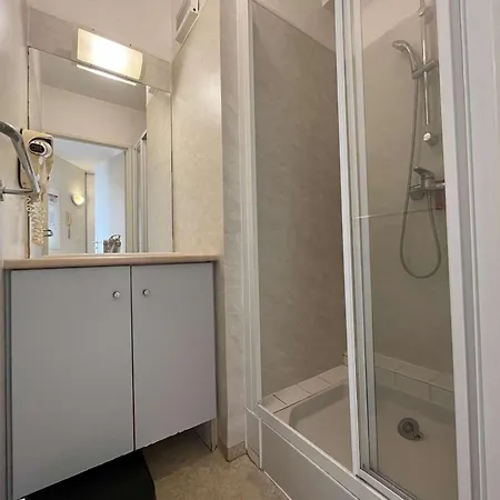 Cosy 2 Pieces Proche Des Cures, Port Et Centre - - Fr-1-246b-51 Rochefort (Charente-Maritime)
